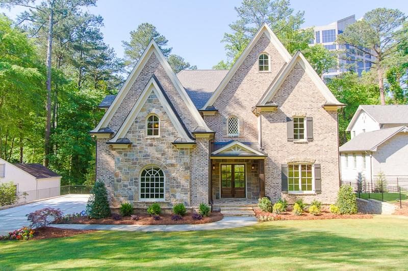 4 bedroom, 5,533 sq ft single family residence sold at 319 Allison Drive, Atlanta, GA 30342