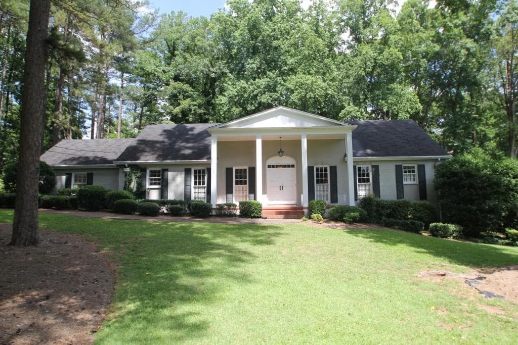 3 bedroom, 3,150 sq ft single family residence sold at 5585 Lake Forrest Drive, Atlanta, GA 30342