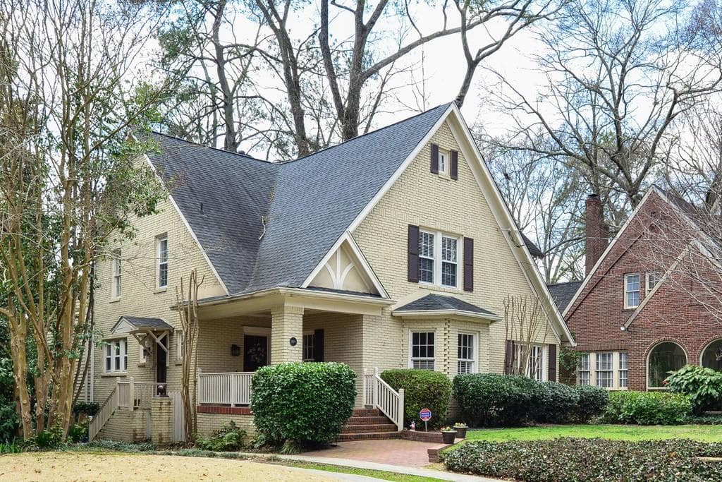 3 bedroom, 3,142 sq ft single family residence sold at 189 Rumson Road, Atlanta, GA 30305
