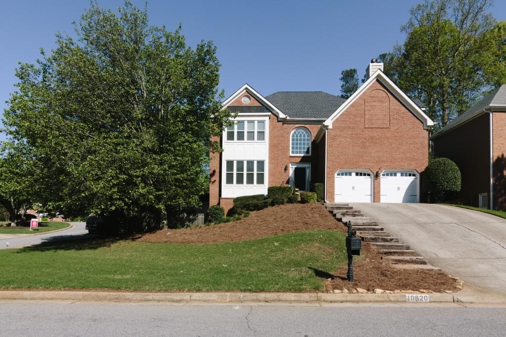 10820 Grenadier Lane, Alpharetta, GA 30022 — most recent listing photo