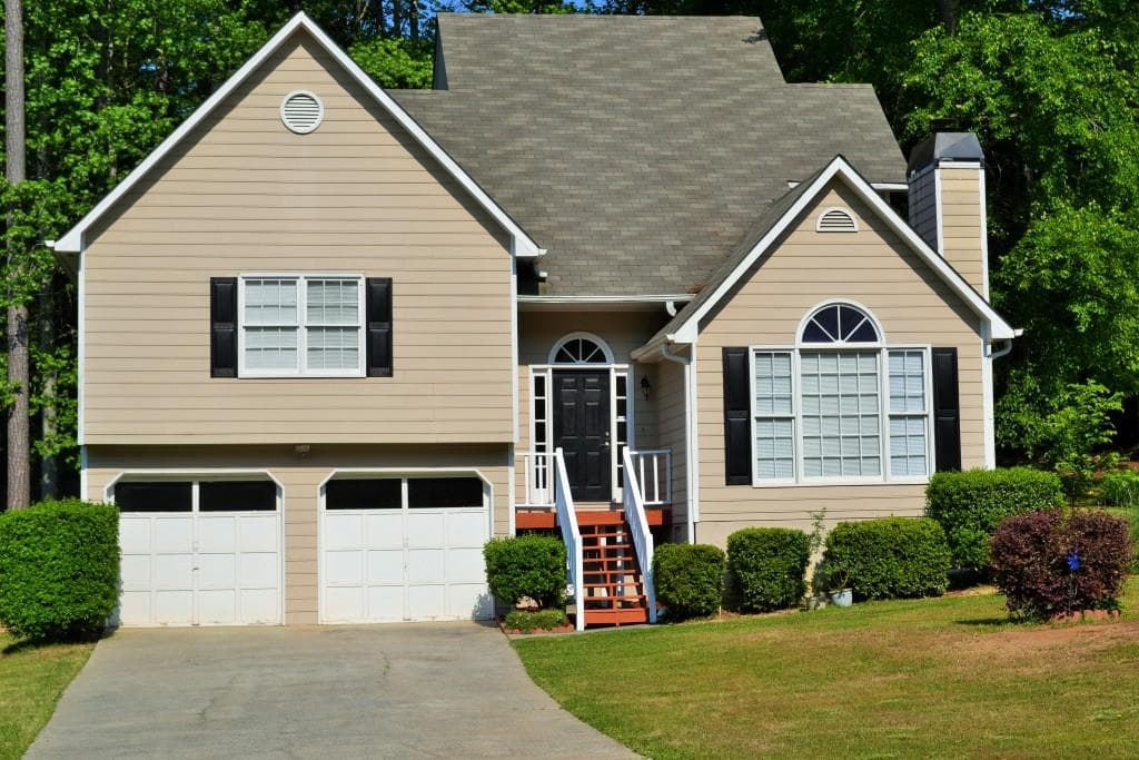 2568 Overlake Drive, Powder Springs, GA 30127 — most recent listing photo