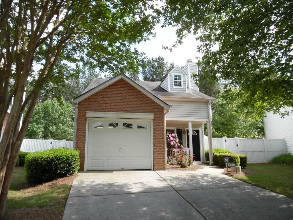 430 Feyston Court, Alpharetta, GA 30004 — most recent listing photo