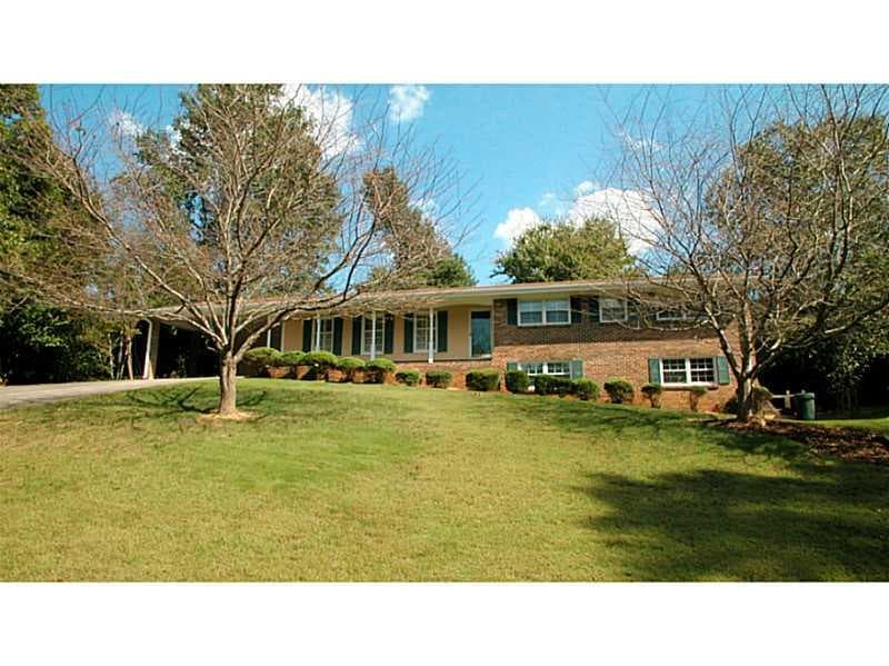 3 bedroom, 1,870 sq ft single family residence sold at 5049 Fox Creek Court, Atlanta, GA 30360