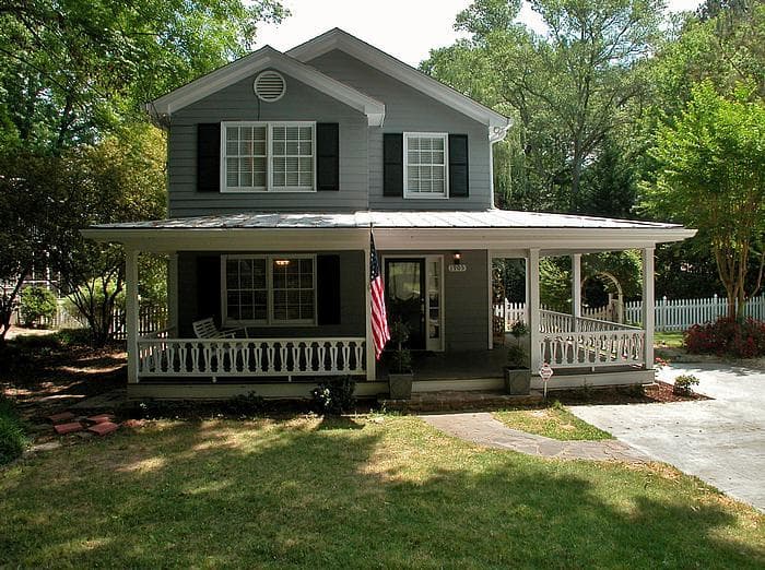 3 bedroom, 2,382 sq ft single family residence sold at 1905 Claremont Street, Atlanta, GA 30318