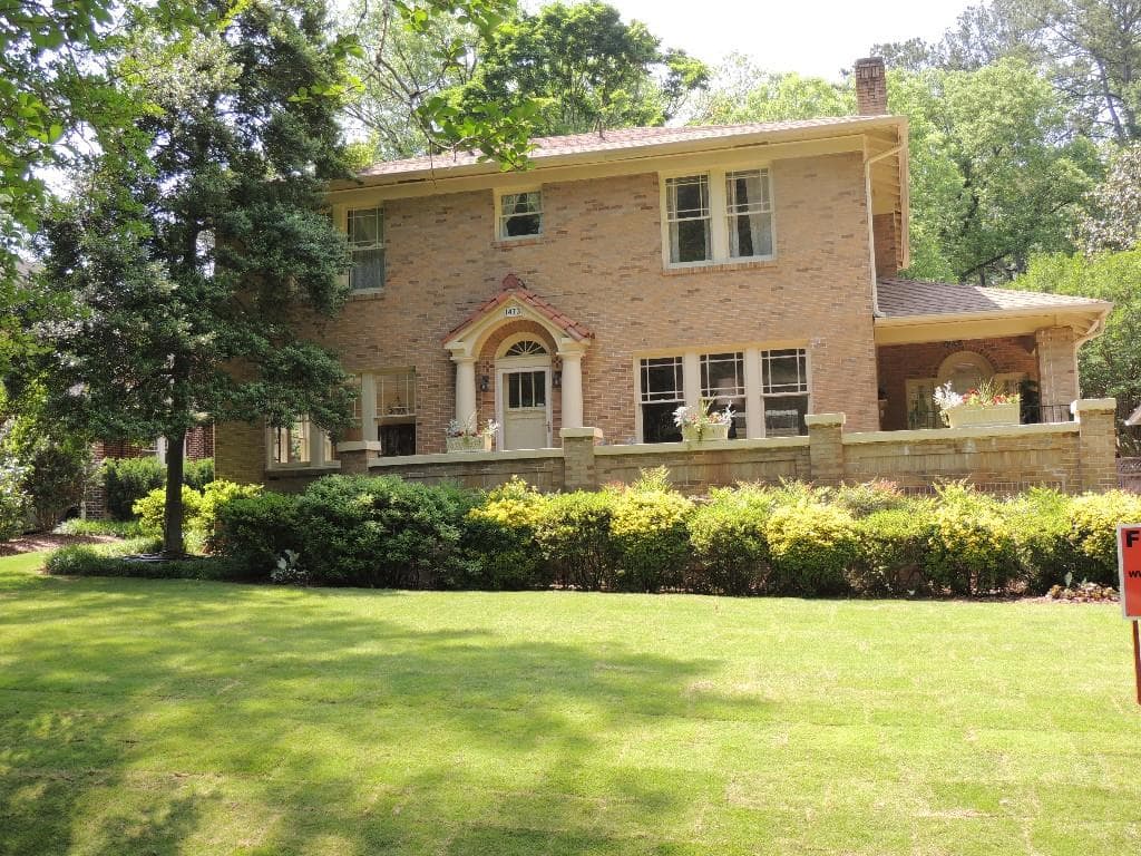 4 bedroom, 3,200 sq ft single family residence sold at 1473 Emory Road, Atlanta, GA 30306