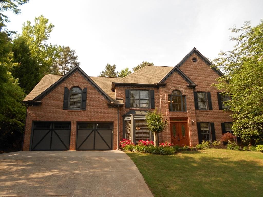 4 bedroom, 3,453 sq ft single family residence sold at 6124 Fairlong Run, Acworth, GA 30101