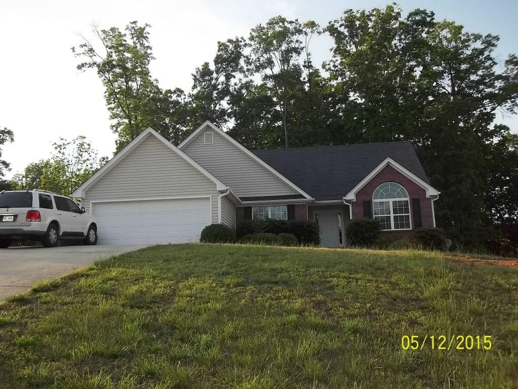 4666 MIDDLEBORO Lane, Gainesville, GA 30506 — most recent listing photo