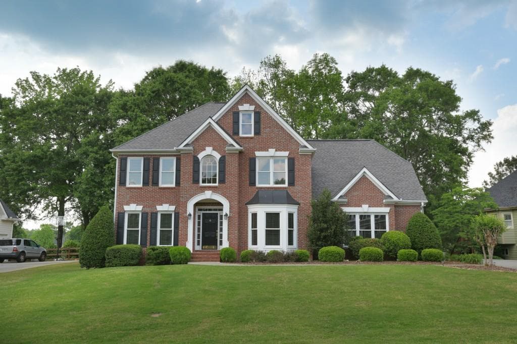5 bedroom single family residence sold at 3020 Brierfield Lake, Alpharetta, GA 30004
