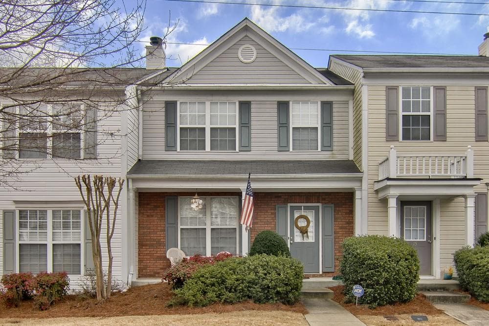 3 bedroom, 1,370 sq ft condominium sold at 13300 Morris Road 14, Alpharetta, GA 30004