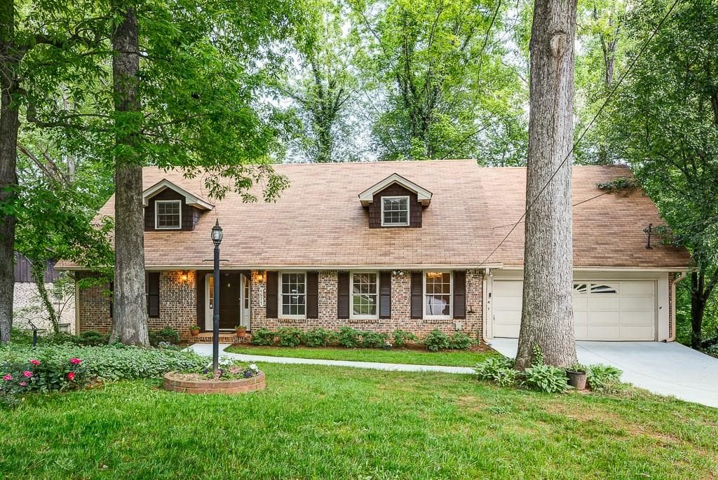 4571 Holliston Road, Dunwoody, GA 30360 — most recent listing photo