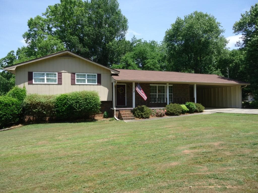 645 Coventry Drive, Marietta, GA 30066 — most recent listing photo