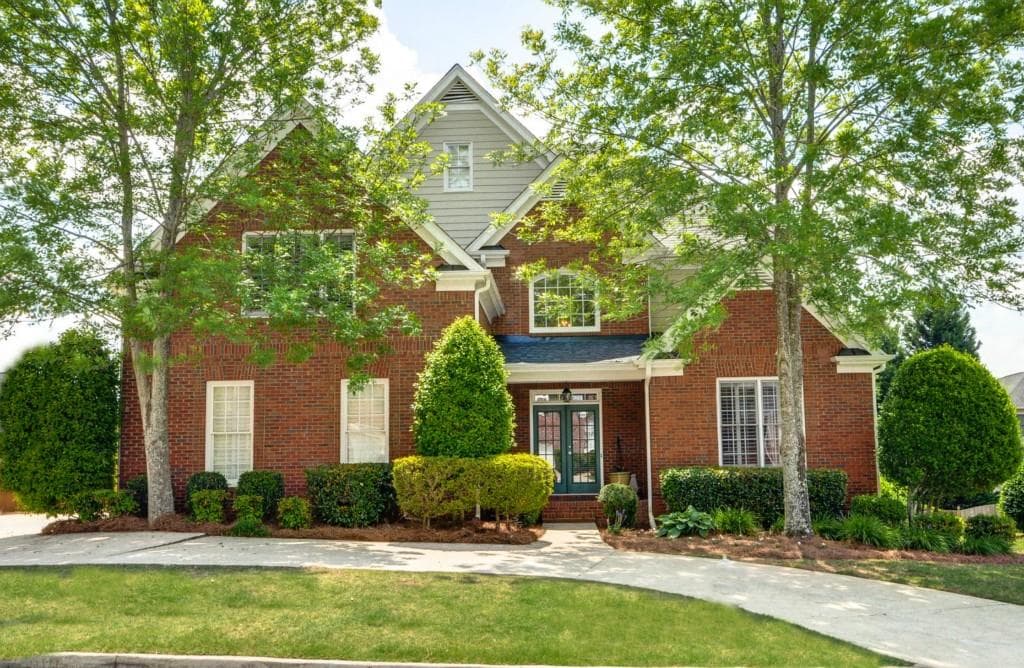 5 bedroom single family residence sold at 2862 Arabian Court, Marietta, GA 30062
