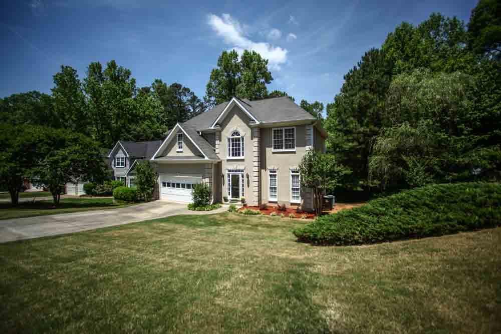 4 bedroom single family residence sold at 12260 Leeward Walk Circle, Alpharetta, GA 30005