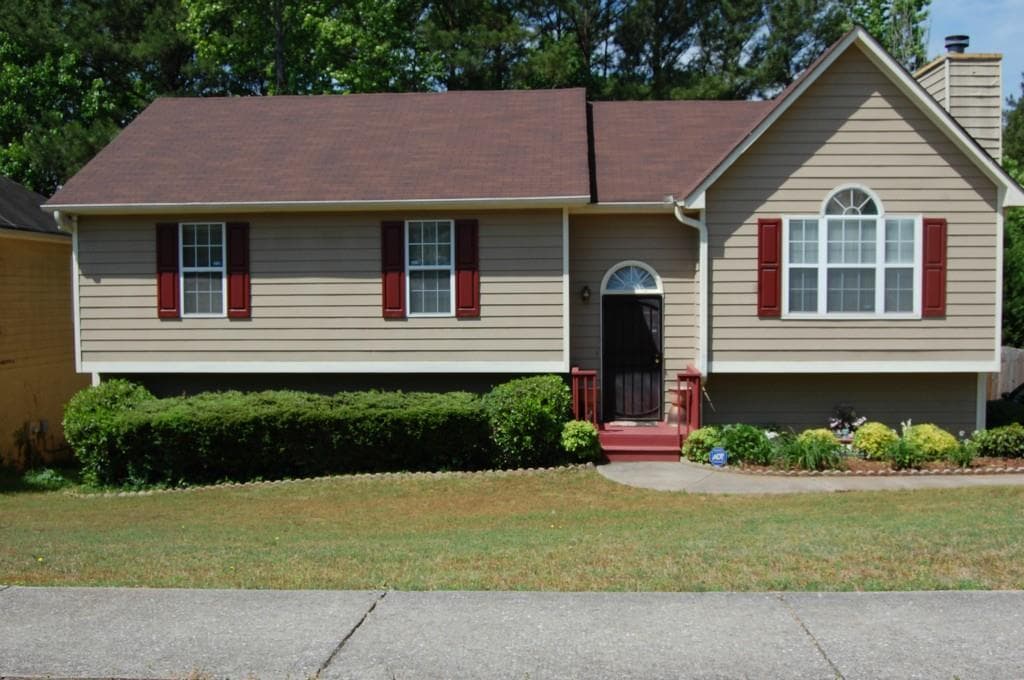 3 bedroom single family residence sold at 4334 Starboard Drive, Powder Springs, GA 30127