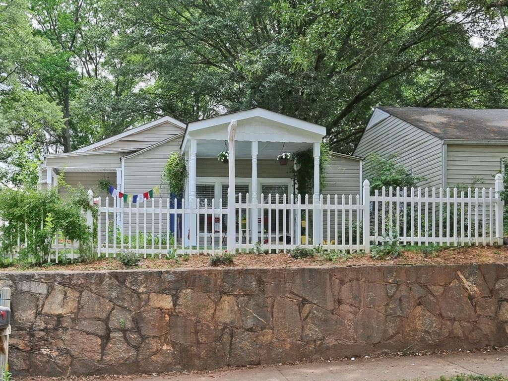 3 bedroom, 1,461 sq ft single family residence sold at 234 Eastside Avenue, Atlanta, GA 30316