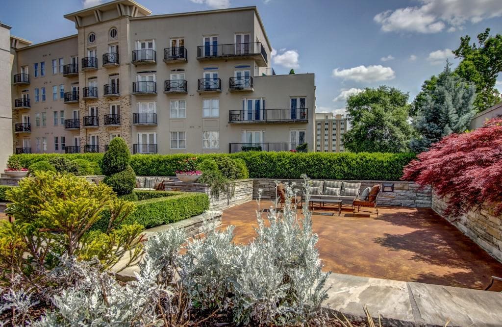 2255 Peachtree Road 627, Atlanta, GA 30309 — most recent listing photo
