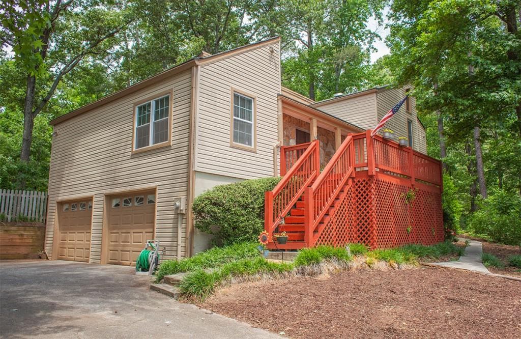 2695 Holly Springs Road, Marietta, GA 30062 — most recent listing photo