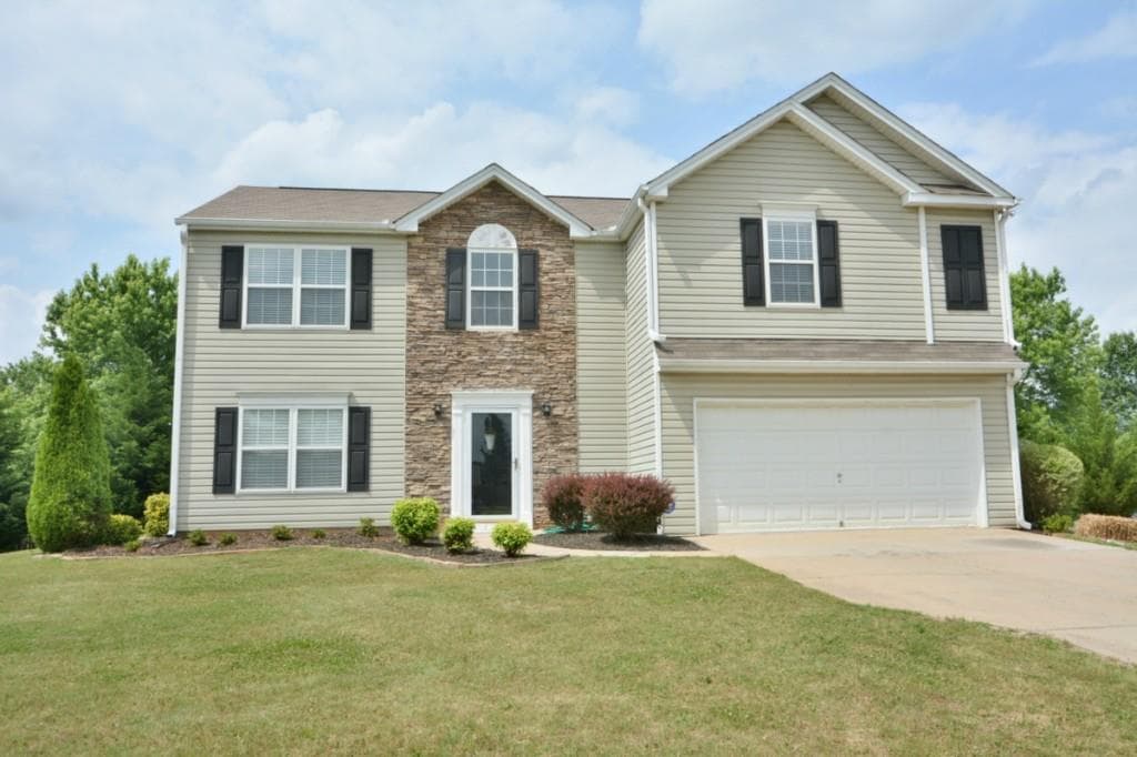 7520 Springmill Court, Cumming, GA 30028 — most recent listing photo