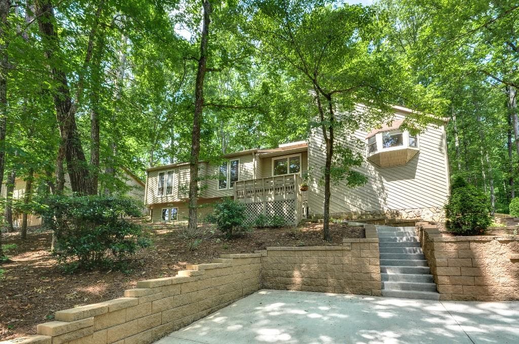 2565 Chimney Springs Drive, Marietta, GA 30062 — most recent listing photo