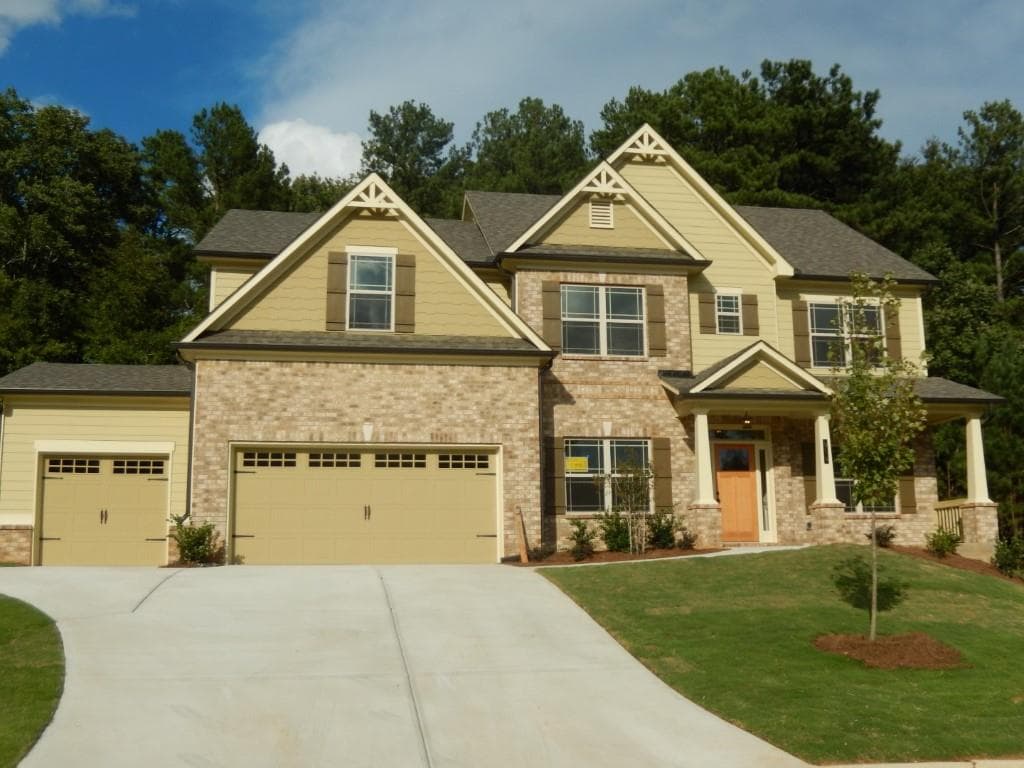 5 bedroom, 2,996 sq ft single family residence sold at 915 Mulberry Bay Drive, Dacula, GA 30019