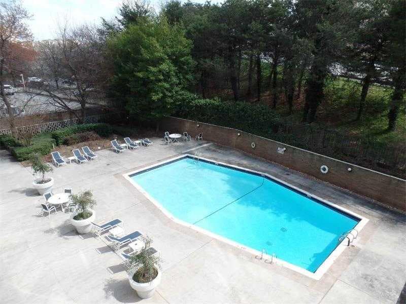1 bedroom, 1,020 sq ft condominium sold at 215 Piedmont Avenue 209, Atlanta, GA 30308
