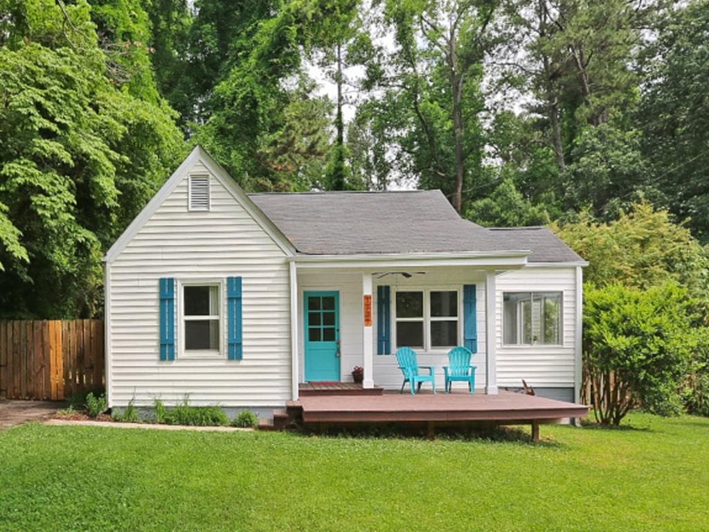 2 bedroom, 1,023 sq ft single family residence sold at 1747 Cecilia Drive, Atlanta, GA 30316