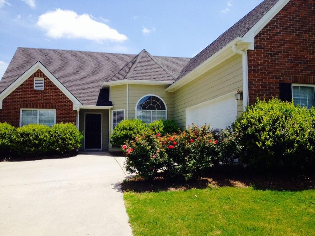 3 bedroom, 1,826 sq ft single family residence sold at 1516 Armende Lane, Dacula, GA 30019