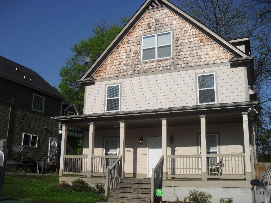4 bedroom, 2,205 sq ft single family residence sold at 690 Terry Street, Atlanta, GA 30315