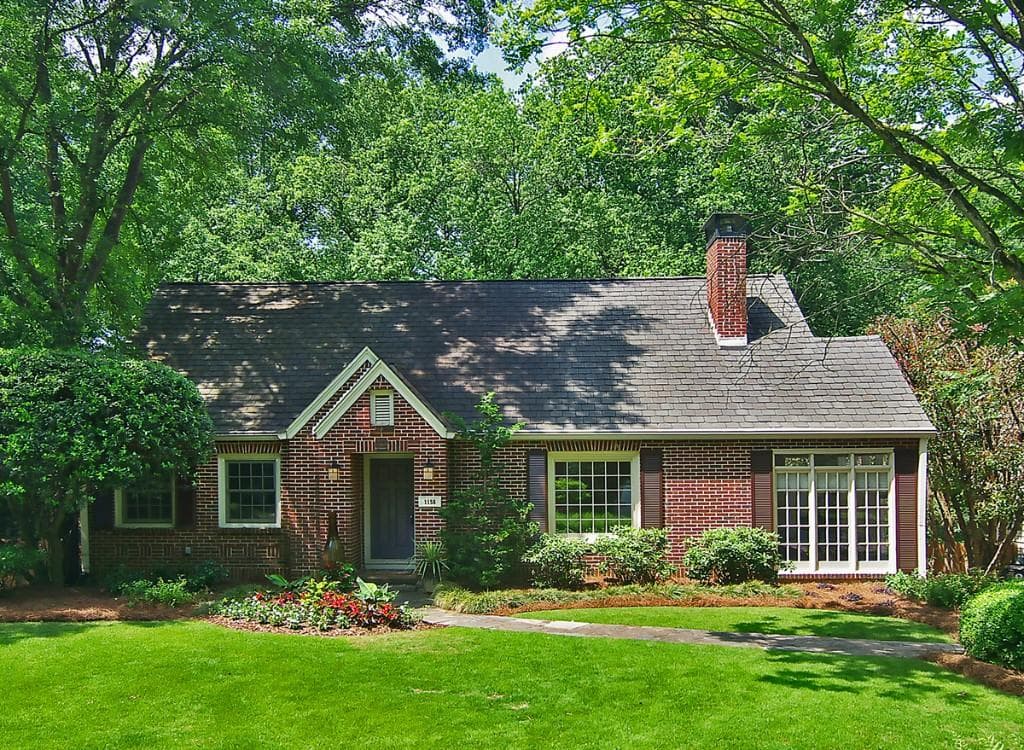 4 bedroom, 2,561 sq ft single family residence sold at 1158 Hancock Drive, Atlanta, GA 30306