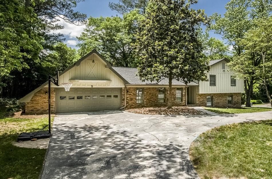 4 bedroom, 3,312 sq ft single family residence sold at 5 PINE ISLAND Court, Roswell, GA 30076