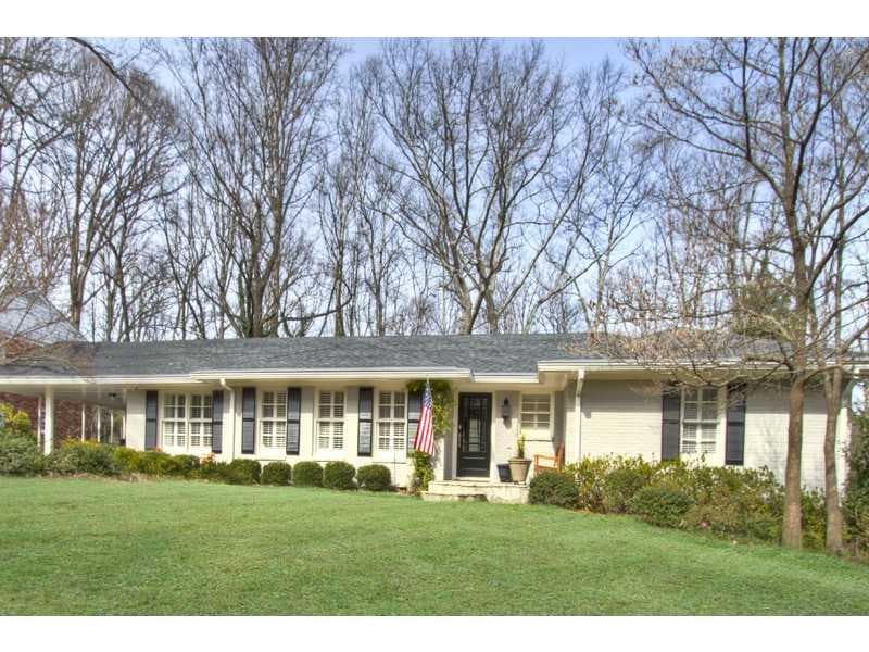 3 bedroom single family residence sold at 320 Forest Hills Drive, Atlanta, GA 30342