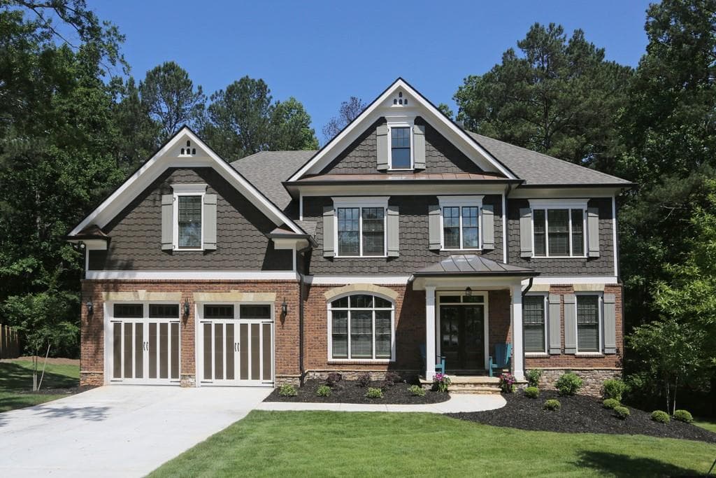 5 bedroom, 4,200 sq ft single family residence sold at 1516 Withmere Close, Dunwoody, GA 30338