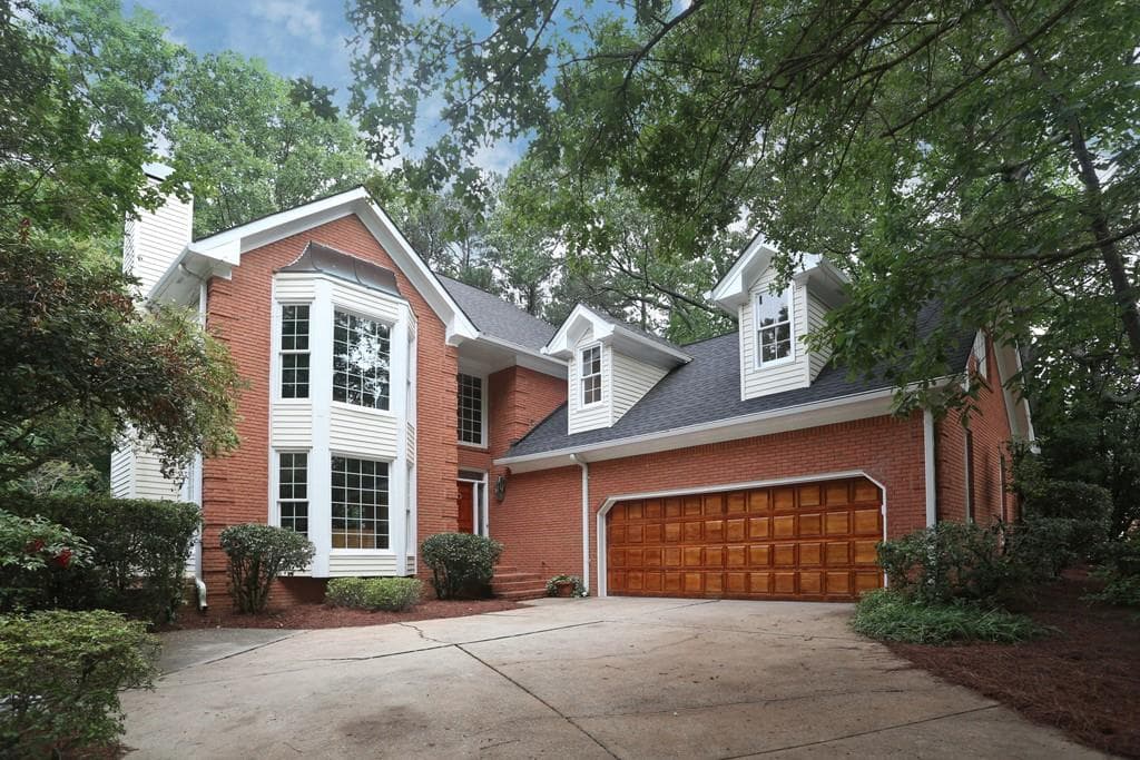 2705 Lakewind Court, Alpharetta, GA 30005 — most recent listing photo