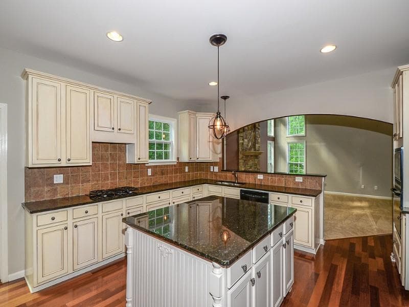 536 Blue Mountain Rise, Canton, GA 30114 — most recent listing photo