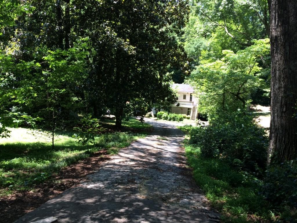 4666 E Conway Drive, Sandy Springs, GA 30327 — most recent listing photo