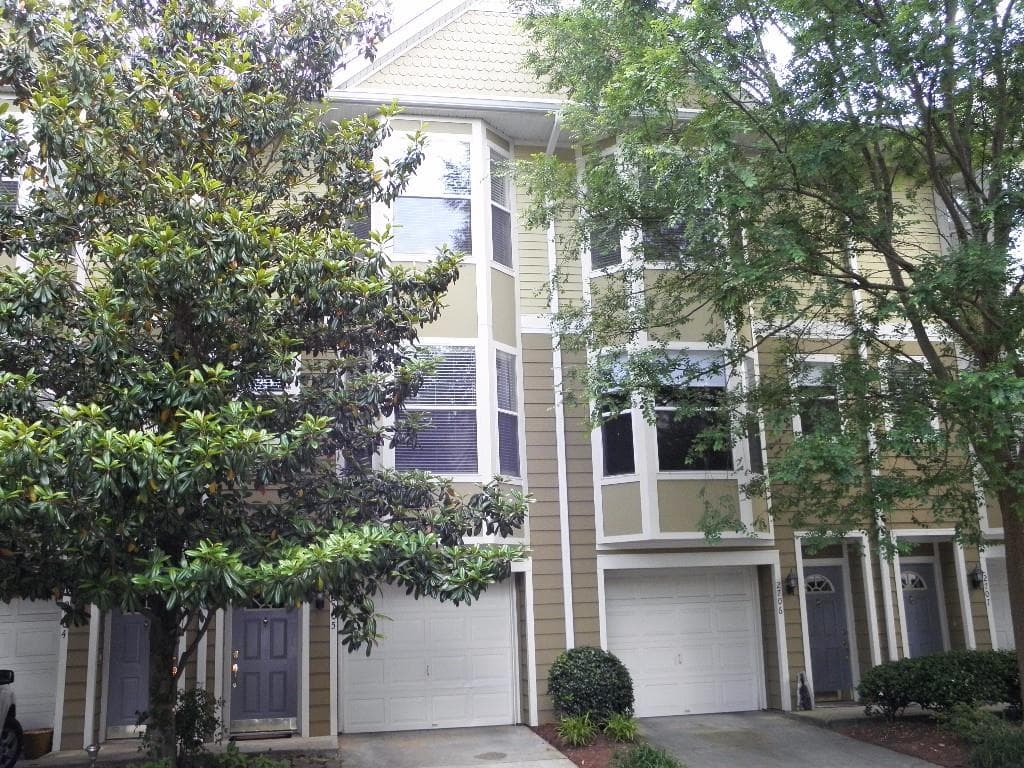 2 bedroom condominium sold at 951 Glenwood Avenue 2705, Atlanta, GA 30316