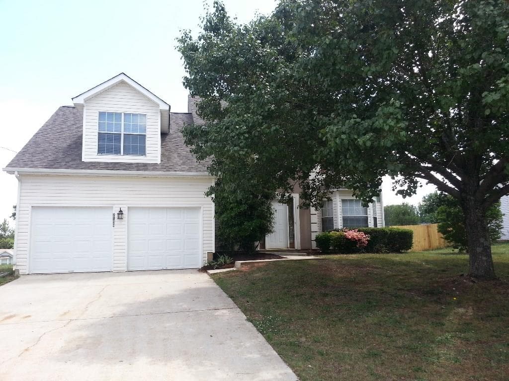 4 bedroom, 2,530 sq ft single family residence sold at 2196 GLEN BRIAR Way, Lithonia, GA 30058