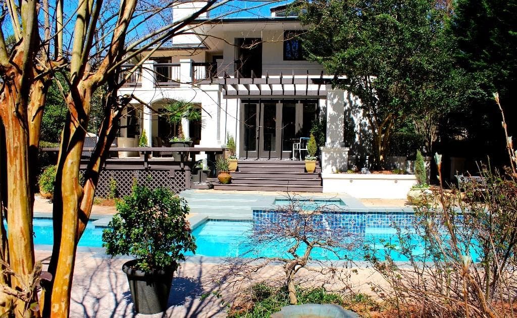 3 bedroom, 4,256 sq ft single family residence sold at 973 Wildwood Road, Atlanta, GA 30306