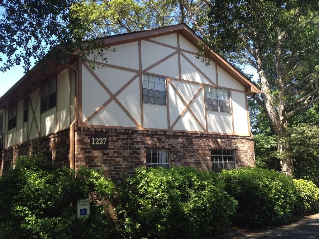3 bedroom, 1,215 sq ft condominium sold at 1227 Church Street B, Decatur, GA 30030