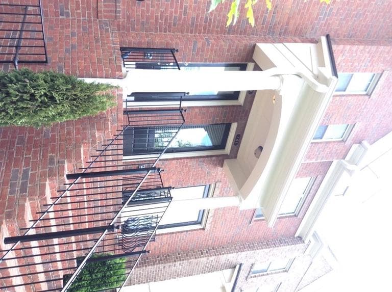 3 bedroom, 2,014 sq ft townhouse sold at 459 Alderwood Street, Atlanta, GA 30328