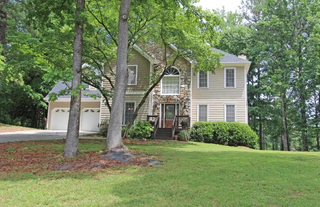 670 NW Ashley Forest Drive, Acworth, GA 30102 — most recent listing photo