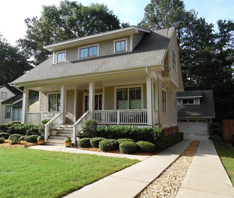 515 E Lake Drive, Decatur, GA 30030 — most recent listing photo