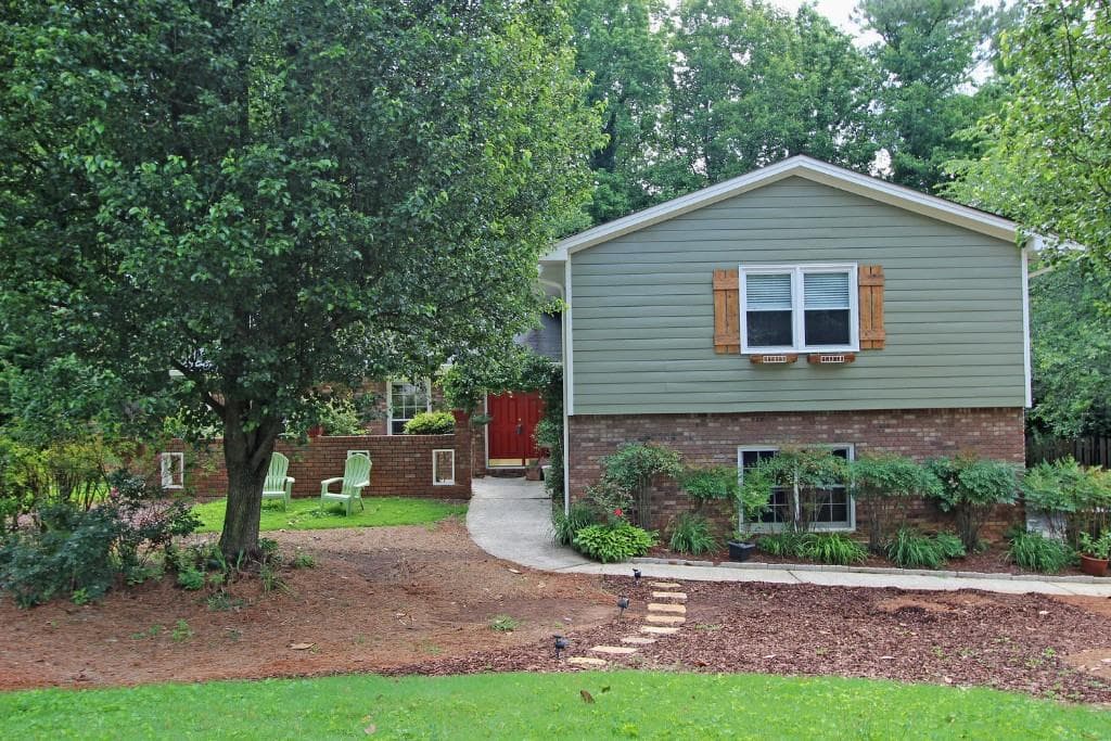 573 Windgrove Road, Marietta, GA 30067 — most recent listing photo