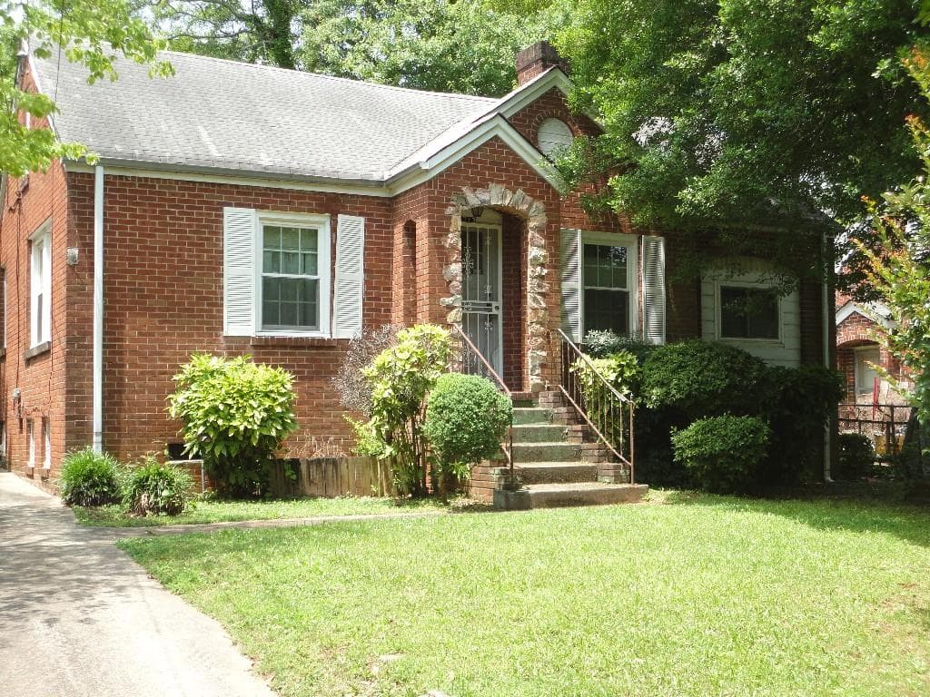 3 bedroom single family residence sold at 1713 Melrose Drive, Atlanta, GA 30310