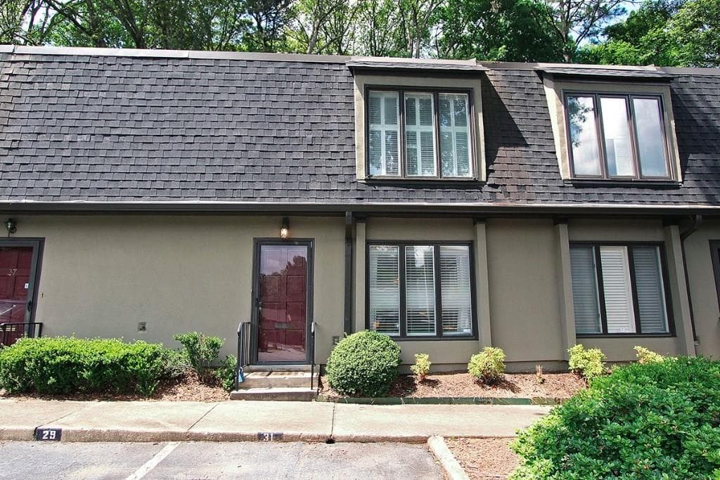 2 bedroom condominium sold at 29 Ivy Gates, Atlanta, GA 30342