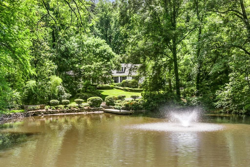 5 bedroom, 5,418 sq ft single family residence sold at 4745 Harris Trail, Atlanta, GA 30327