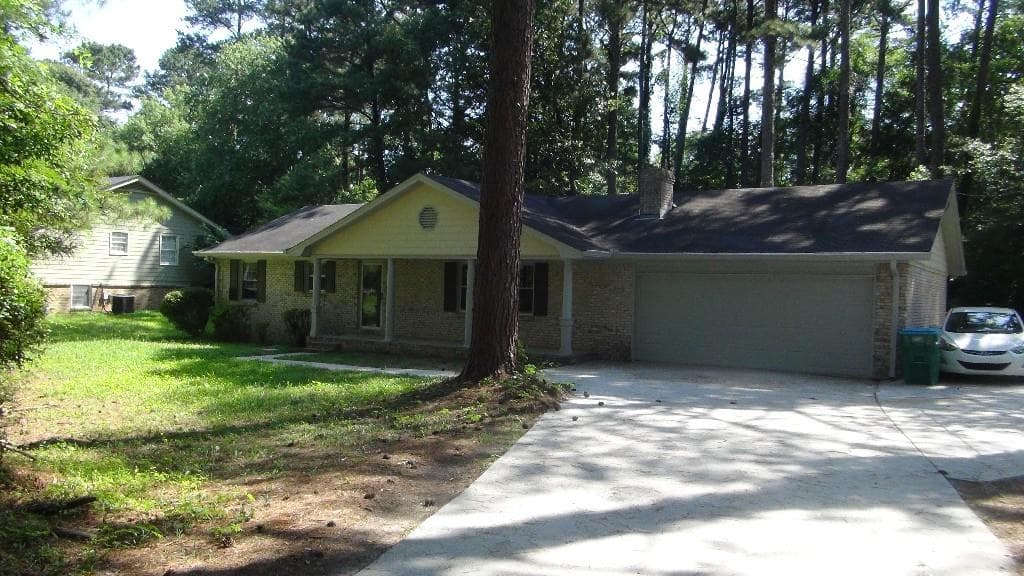 3 bedroom single family residence sold at 2426 Stone Drive, Lilburn, GA 30047