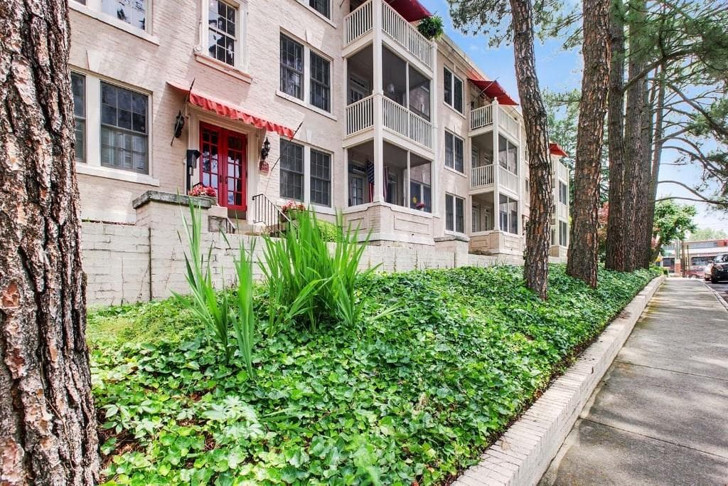 2230 Peachtree Road A5, Atlanta, GA 30309 — most recent listing photo