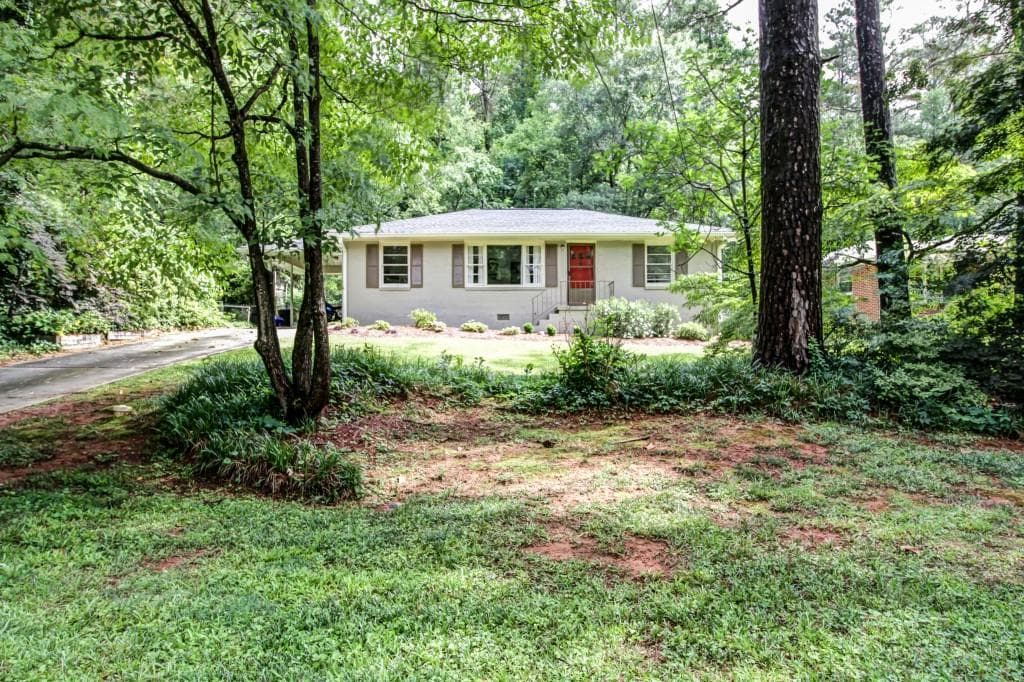 3 bedroom single family residence sold at 2296 Hunting Valley Drive, Decatur, GA 30033