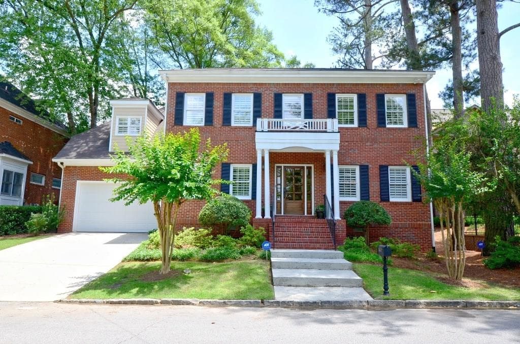 4 bedroom, 3,003 sq ft single family residence sold at 2765 Tallulah Drive, Atlanta, GA 30319